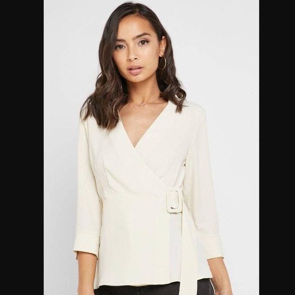 NWT Topshop Wrap Belted Cream Blouse size 4 - Picture 2 of 6